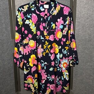 Sew in Love Size L - Fits size 14-16
Tunic 3/4-sleeve. Stretchy